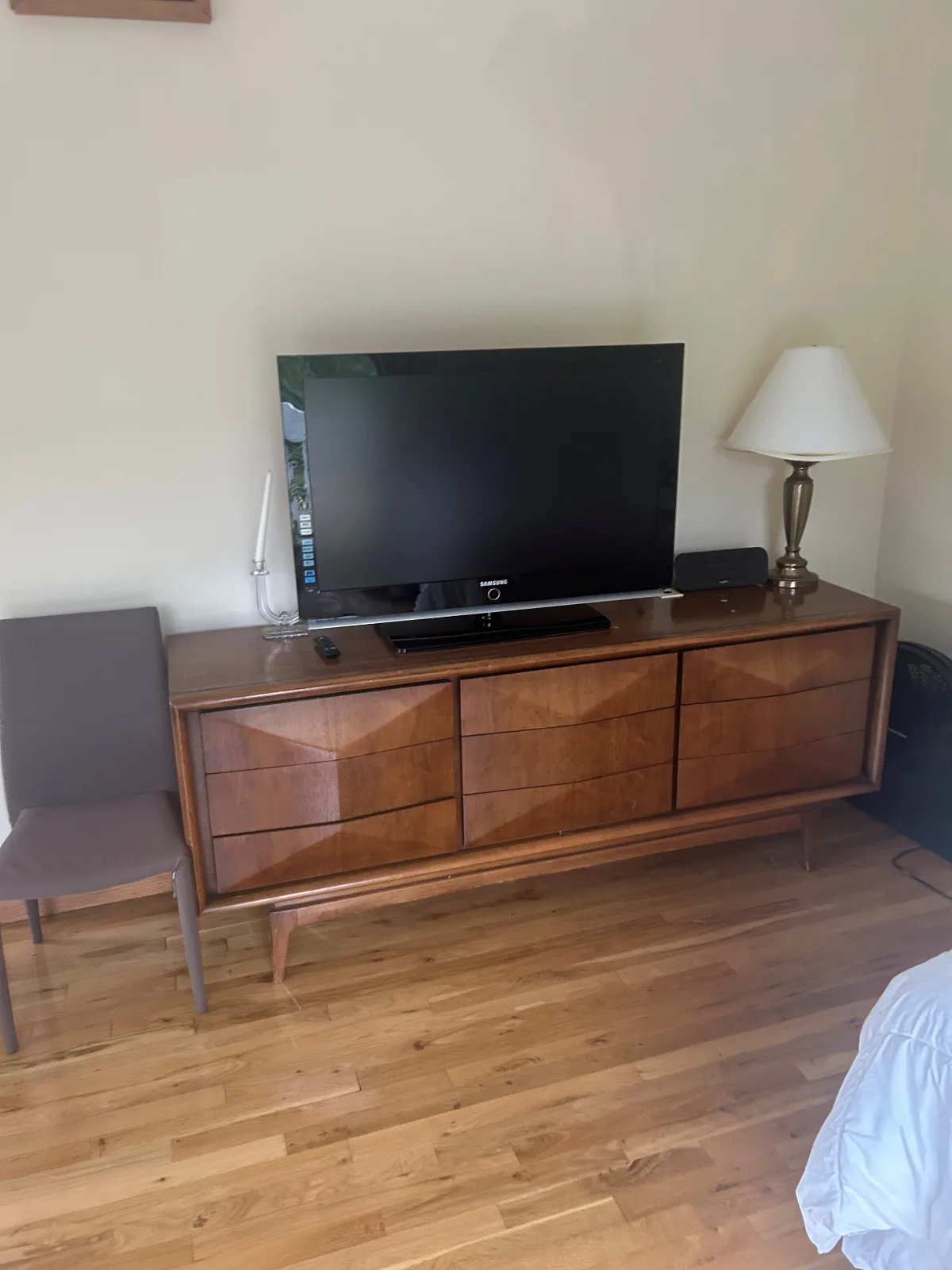 Estate Sale Furniture and Decor in Southampton – photo 4