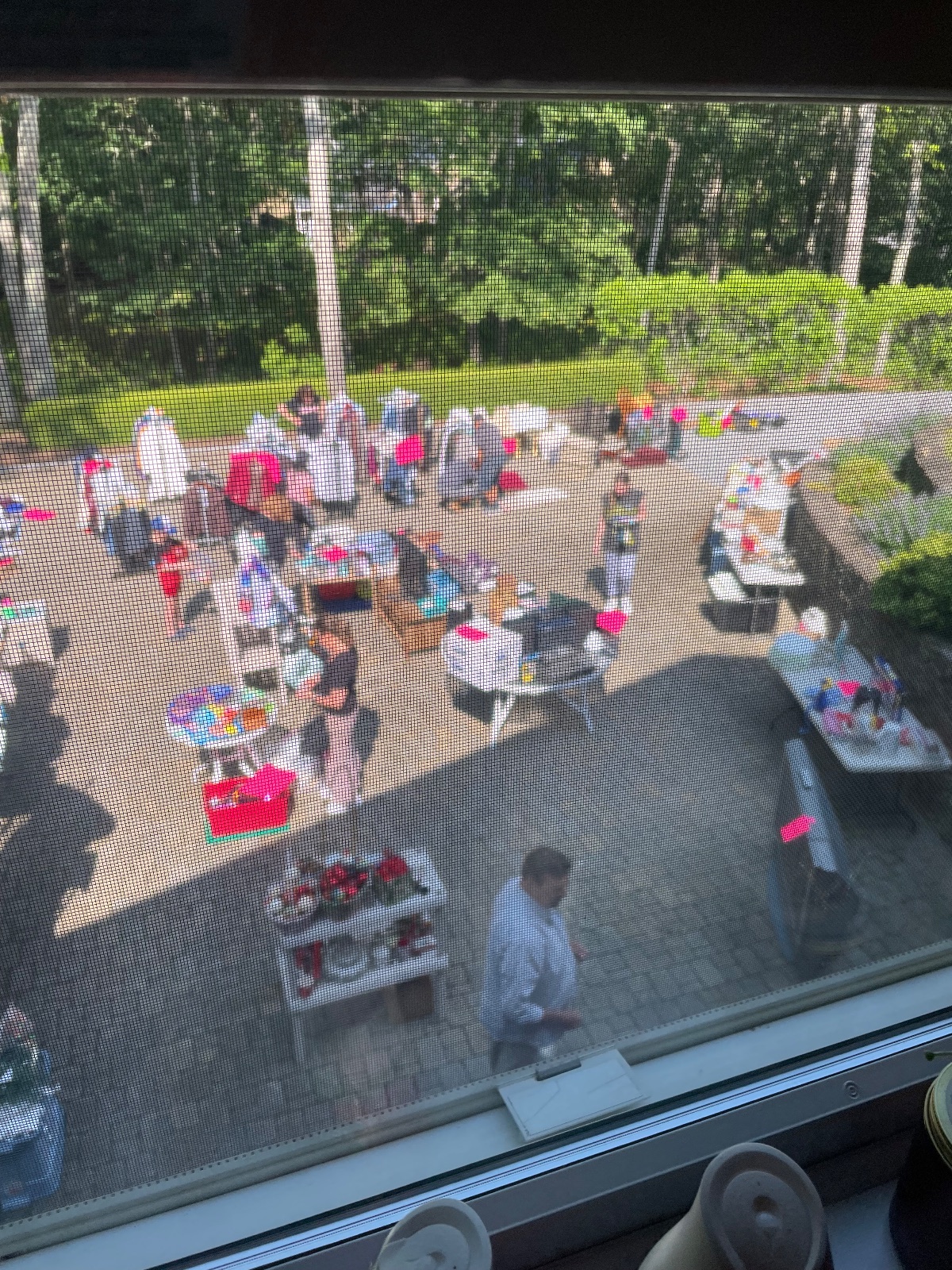 Clothing and Household Yard Sale in Hampton Bays – photo 3